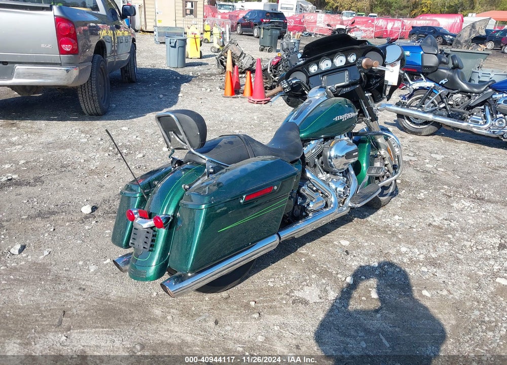 2015 HARLEY-DAVIDSON FLHXS STREET GLIDE SPECIAL VIN: 1HD1KRM13FB671745