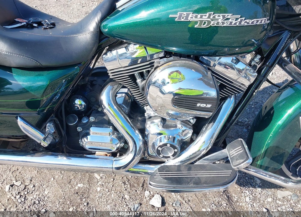 2015 HARLEY-DAVIDSON FLHXS STREET GLIDE SPECIAL VIN: 1HD1KRM13FB671745