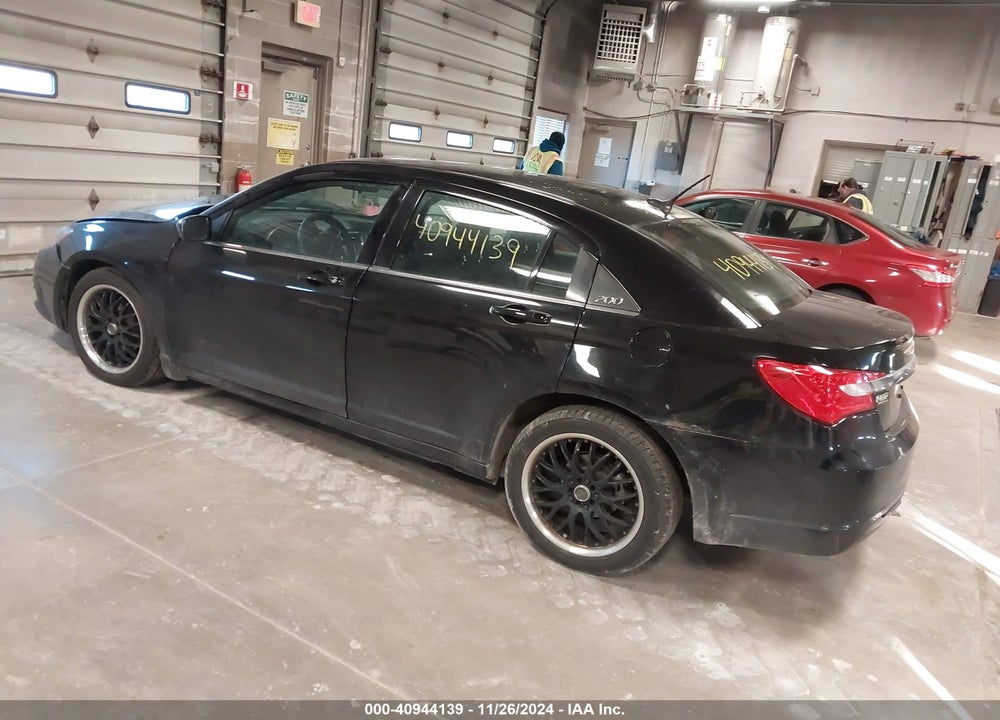 2013 CHRYSLER 200 TOURING VIN: 1C3CCBBG8DN717074