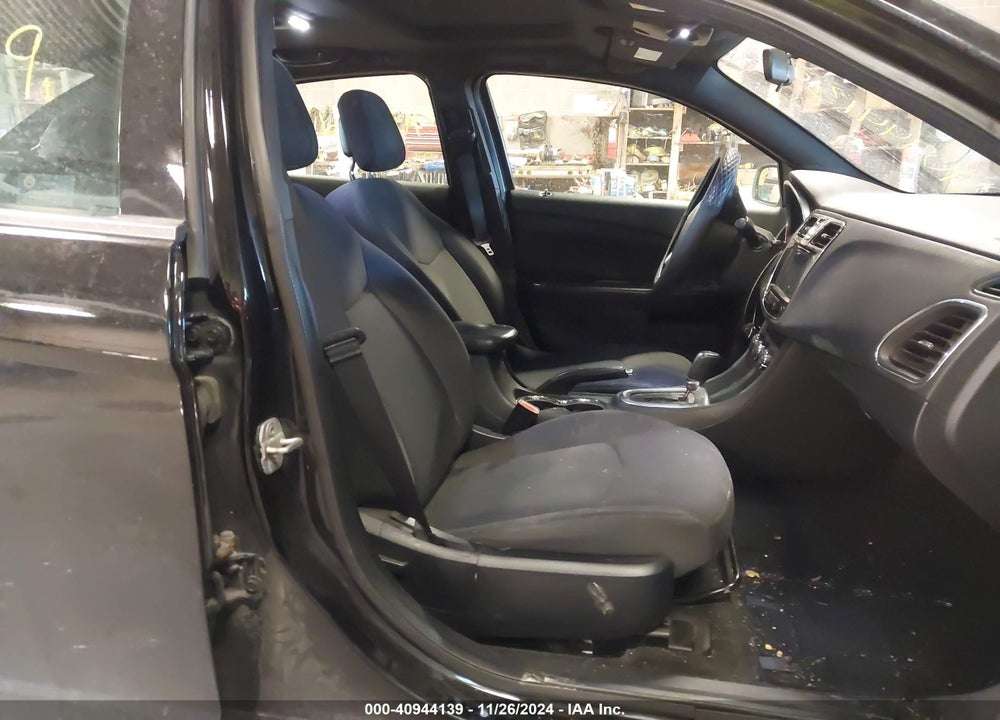 2013 CHRYSLER 200 TOURING VIN: 1C3CCBBG8DN717074