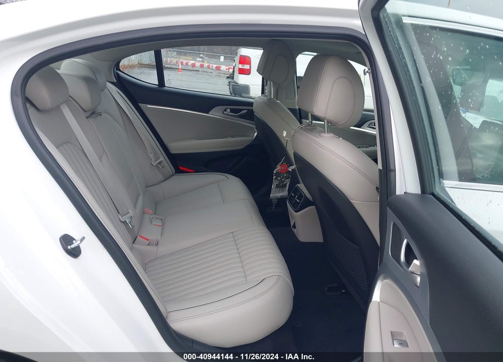 2021 GENESIS G70 2.0T AWD VIN: KMTG34LA0MU075993