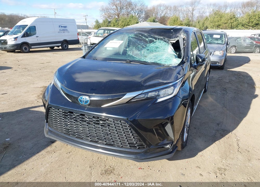 2021 TOYOTA SIENNA XSE VIN: 5TDXSKFC0MS004882