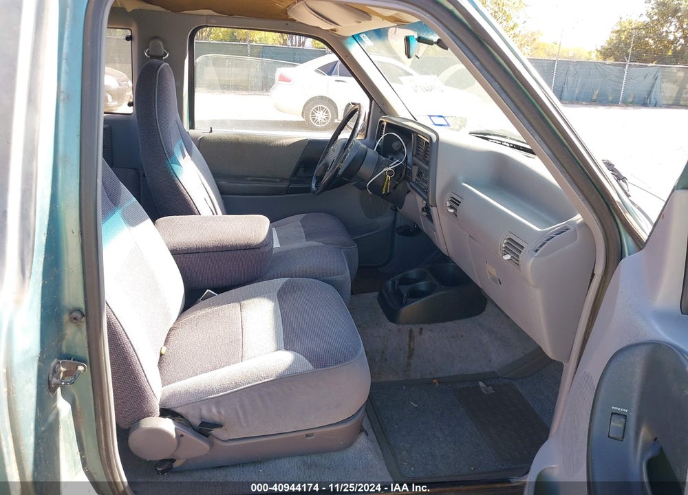 1994 MAZDA B4000 CAB PLUS VIN: 4F4CR16X0RTN09344