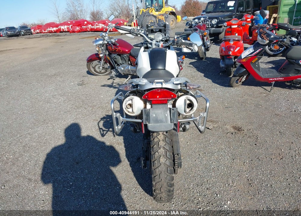 2012 BMW G650 GS VIN: WB1018905CZY94363