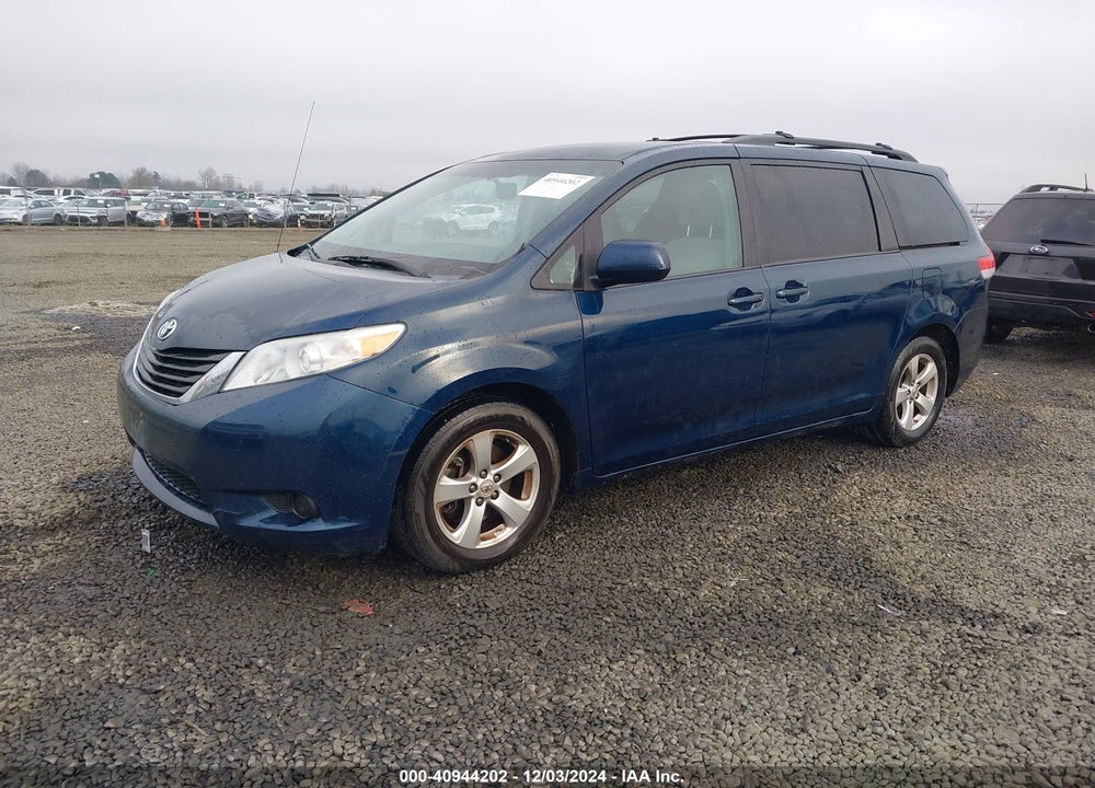2011 TOYOTA SIENNA LE V6 VIN: 5TDKK3DC2BS024213