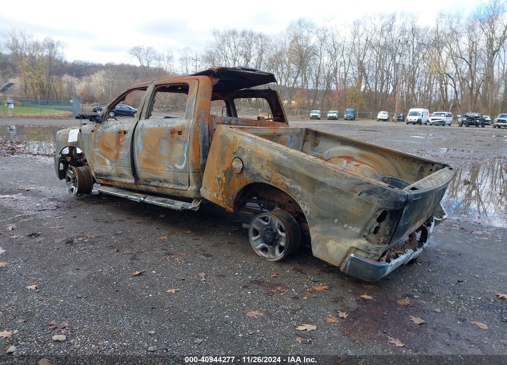 2019 RAM 2500 TRADESMAN 4X4 6'4 BOX VIN: 3C6UR5CL1KG592881