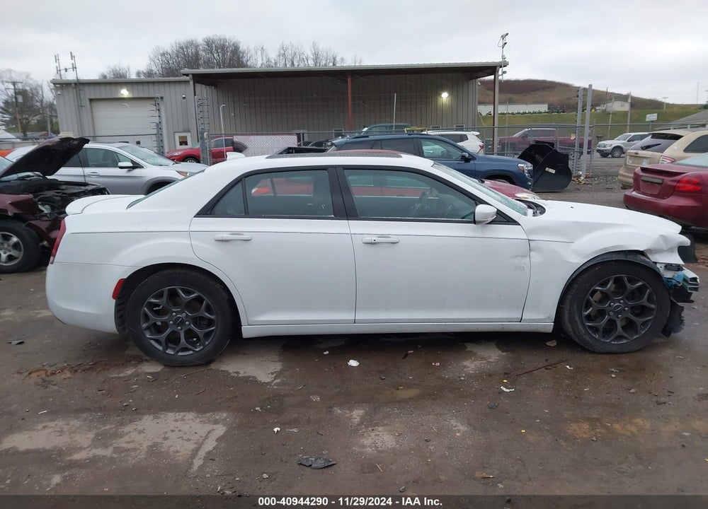 2016 CHRYSLER 300 VIN: 2C3CCAGG3GH278284