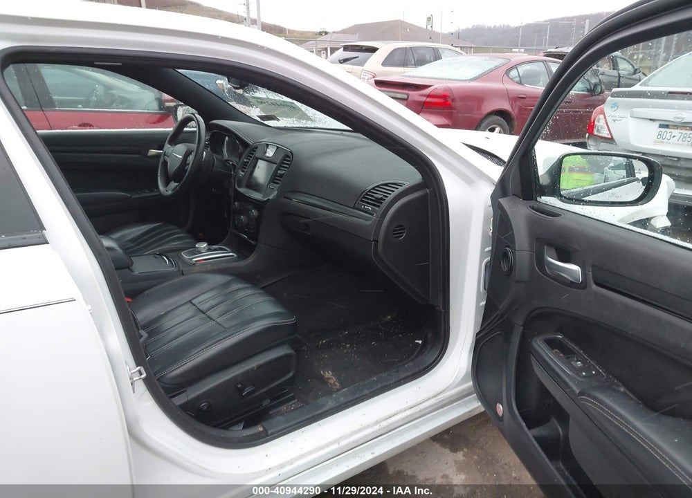 2016 CHRYSLER 300 VIN: 2C3CCAGG3GH278284