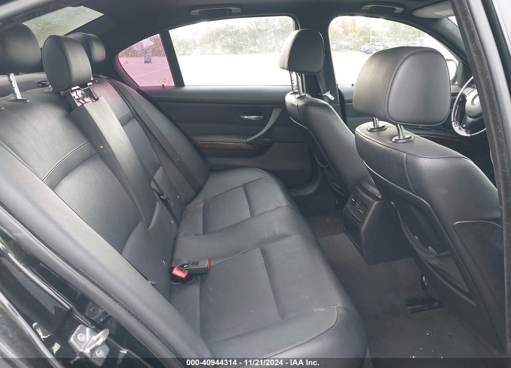 2009 BMW 328I VIN: WBAPH53539A438110