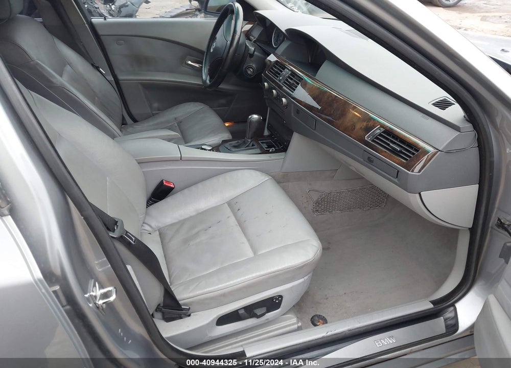 2005 BMW 530I VIN: WBANA73555B817301