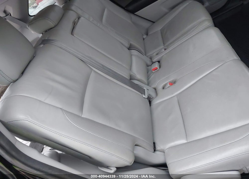 2017 TOYOTA HIGHLANDER XLE VIN: 5TDJZRFHXHS443969