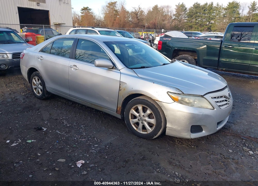 2011 TOYOTA CAMRY LE VIN: 4T1BF3EK3BU178088