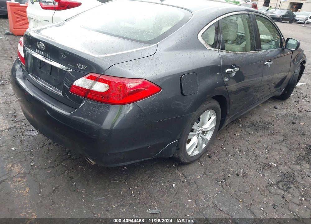 2011 INFINITI M37 VIN: JN1BY1AP3BM323704