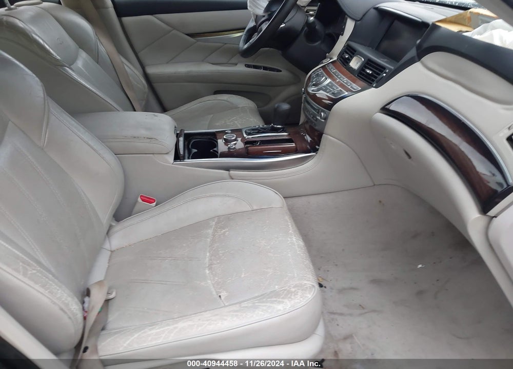 2011 INFINITI M37 VIN: JN1BY1AP3BM323704