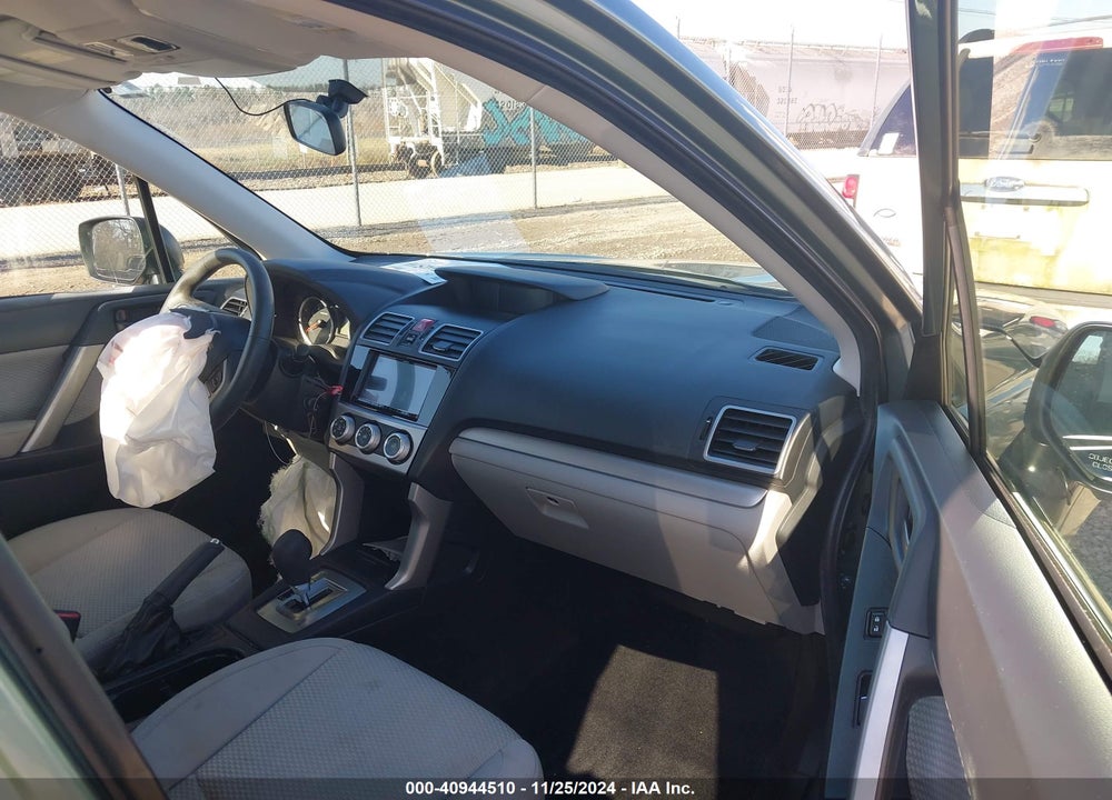 2018 SUBARU FORESTER 2.5I VIN: JF2SJABC5JH526535
