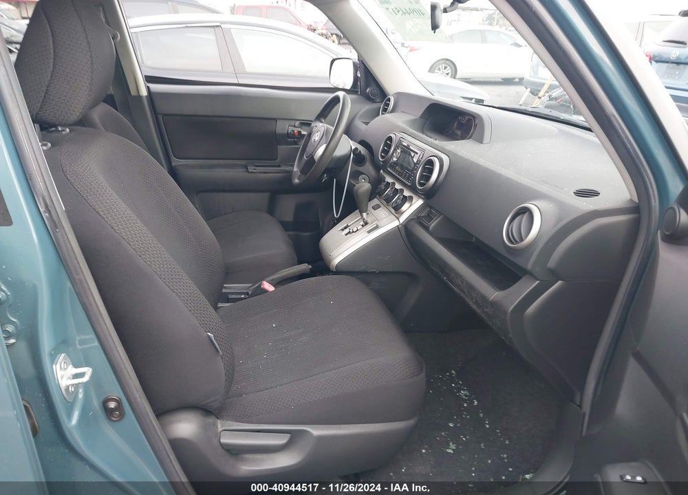 2008 SCION XB VIN: JTLKE50E581030303
