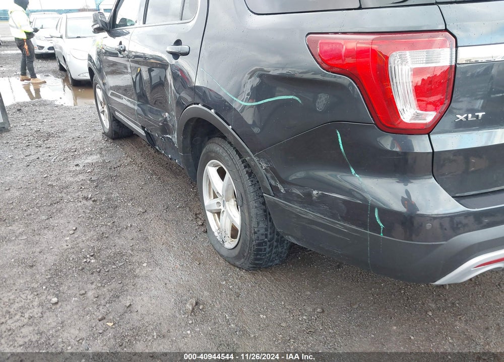 2017 FORD EXPLORER XLT VIN: 1FM5K8D85HGD97198