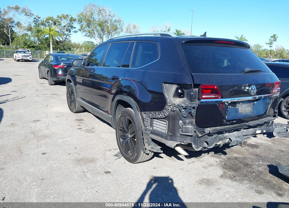 2018 VOLKSWAGEN ATLAS 3.6L V6 SEL VIN: 1V2ER2CAXJC533418