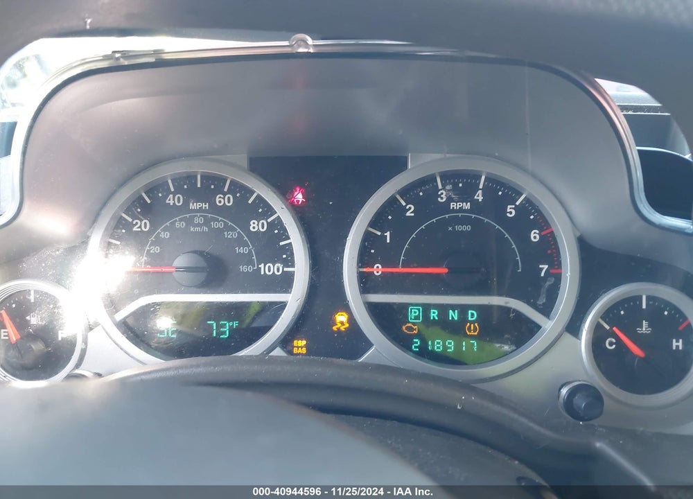 2008 JEEP WRANGLER SAHARA VIN: 1J4FA54138L535450