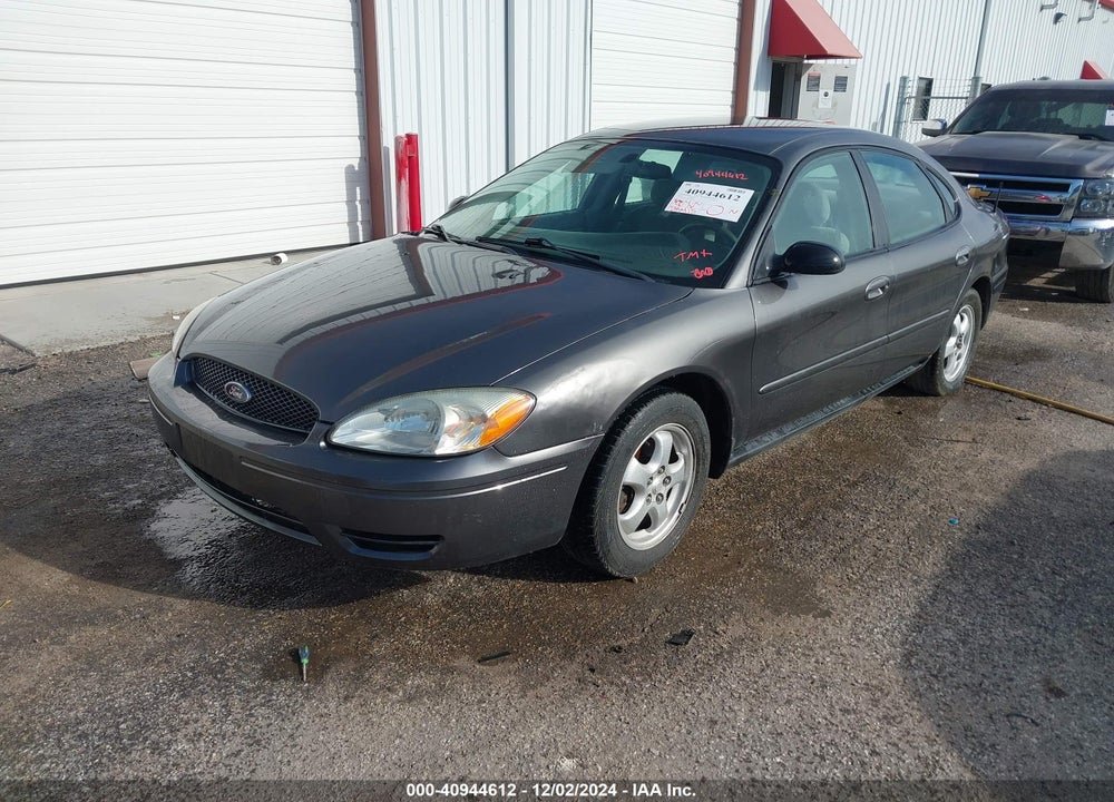 2005 FORD TAURUS SE VIN: 1FAFP53U25A149101