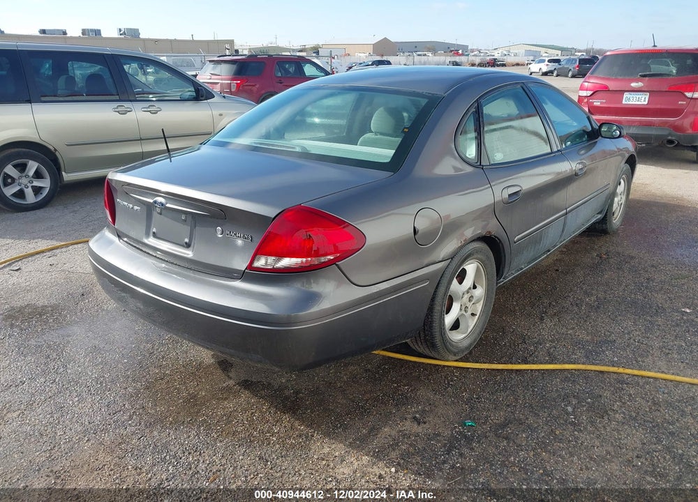 2005 FORD TAURUS SE VIN: 1FAFP53U25A149101