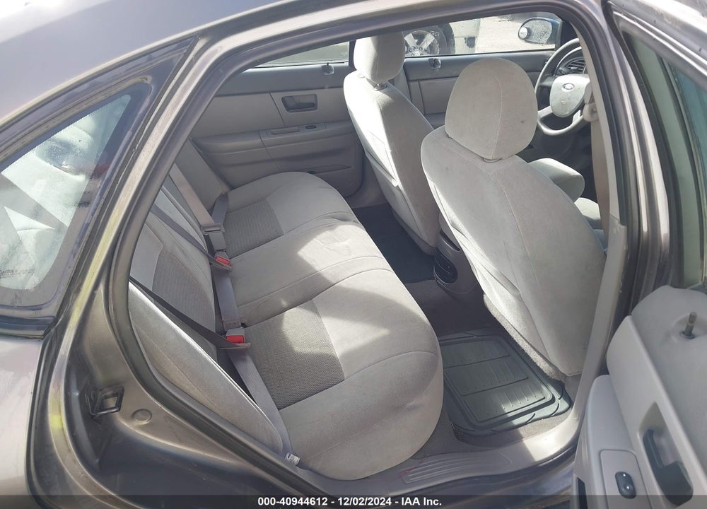 2005 FORD TAURUS SE VIN: 1FAFP53U25A149101