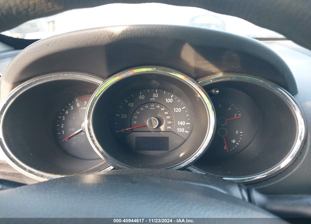 2012 KIA SORENTO LX VIN: 5XYKT4A14CG192746