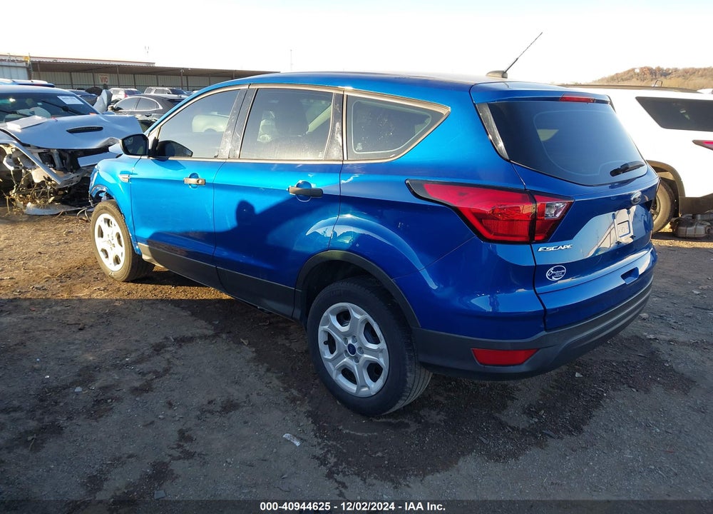 2019 FORD ESCAPE S VIN: 1FMCU0F70KUB20491