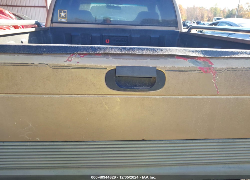 2000 DODGE RAM 1500 ST VIN: 3B7HC13Z8YM242019