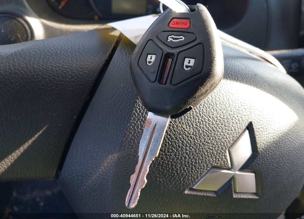 2015 MITSUBISHI MIRAGE DE/RF VIN: ML32A3HJ8FH004508