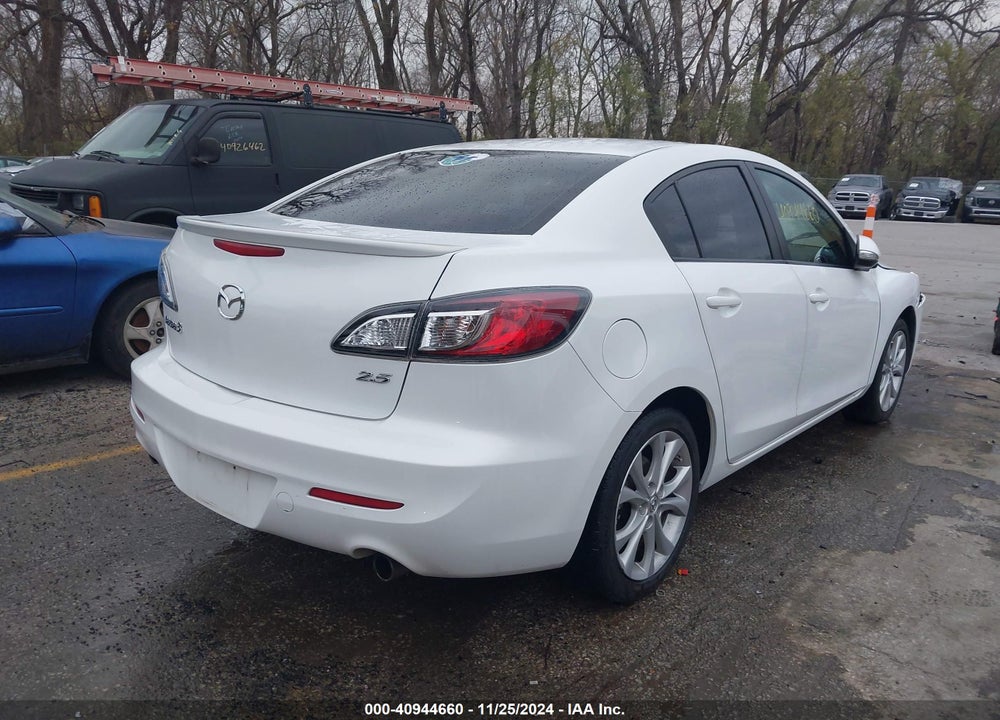 2010 MAZDA 3 S SPORT VIN: JM1BL1S51A1105625