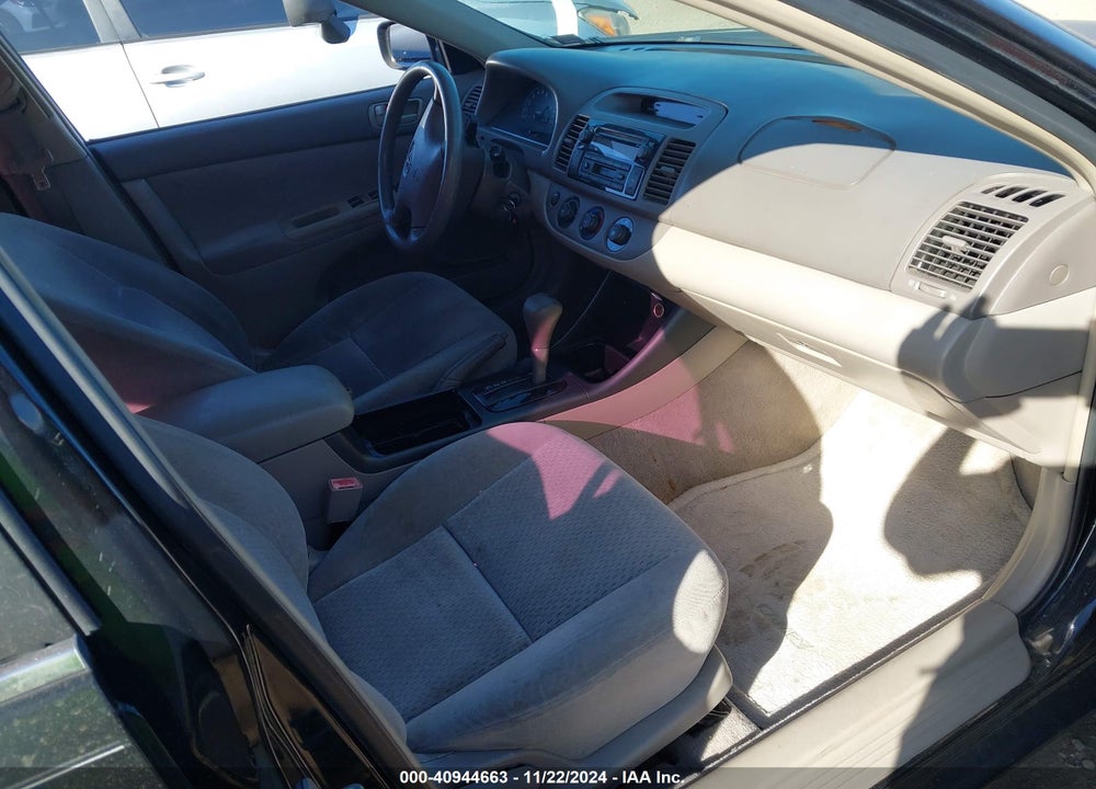 2003 TOYOTA CAMRY LE VIN: 4T1BE32K33U155015