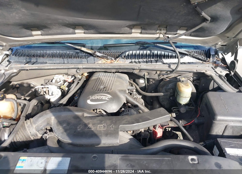 2002 CHEVROLET SUBURBAN 1500 LS VIN: 3GNEC16Z22G170083