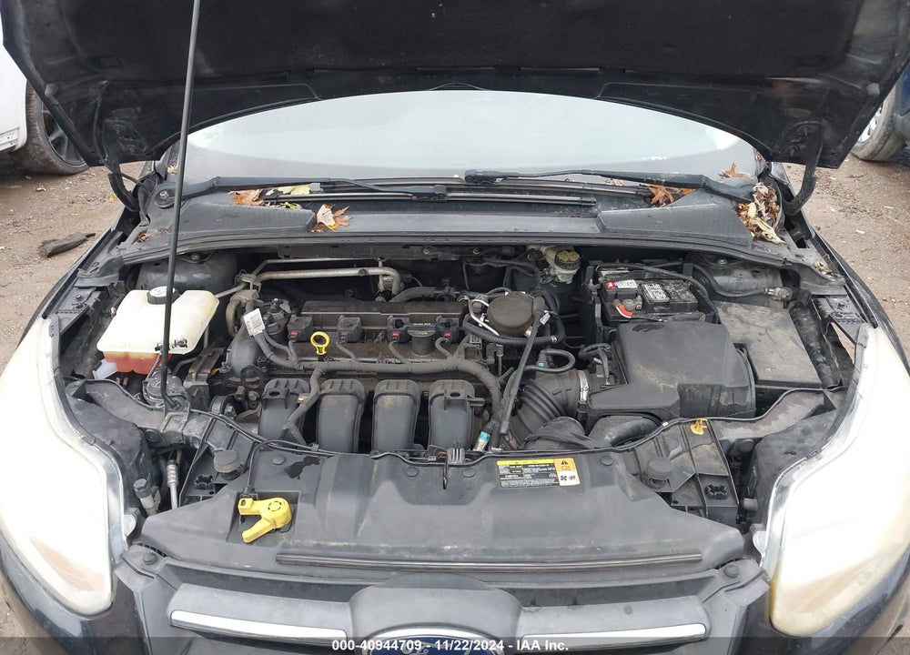 2014 FORD FOCUS SE VIN: 1FADP3K28EL266553