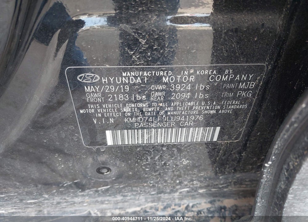 2020 HYUNDAI ELANTRA VIN: KMHD74LF9LU941976
