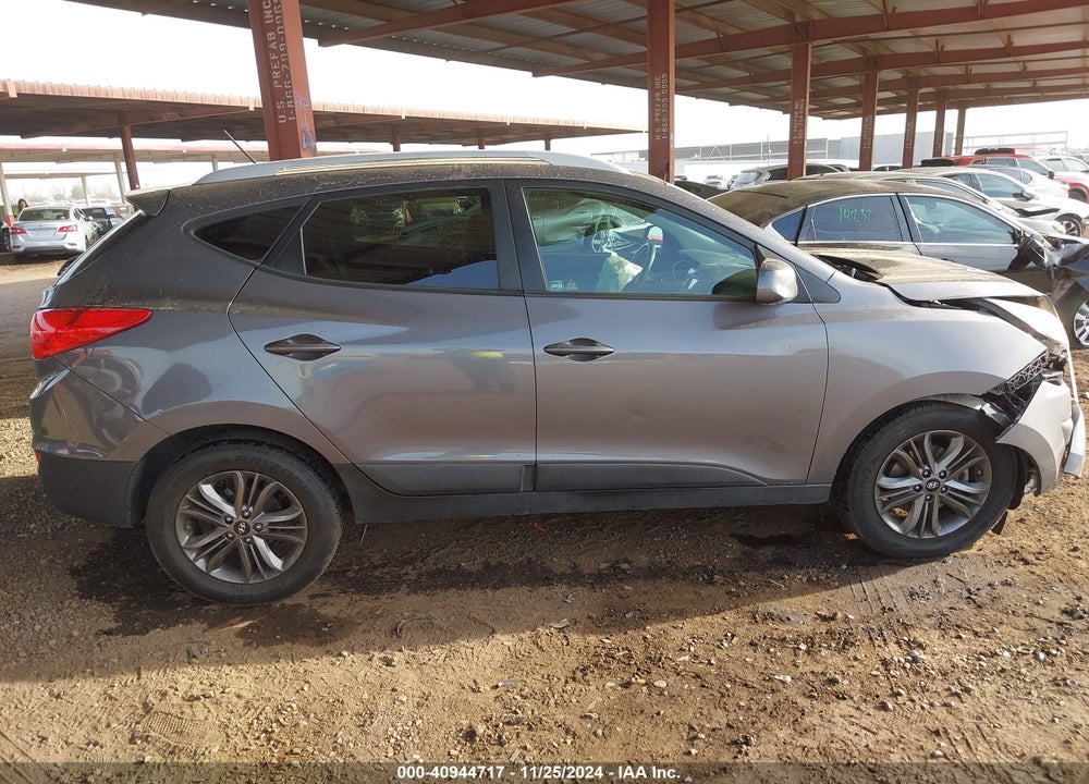 2015 HYUNDAI TUCSON SE VIN: KM8JU3AG2FU043029