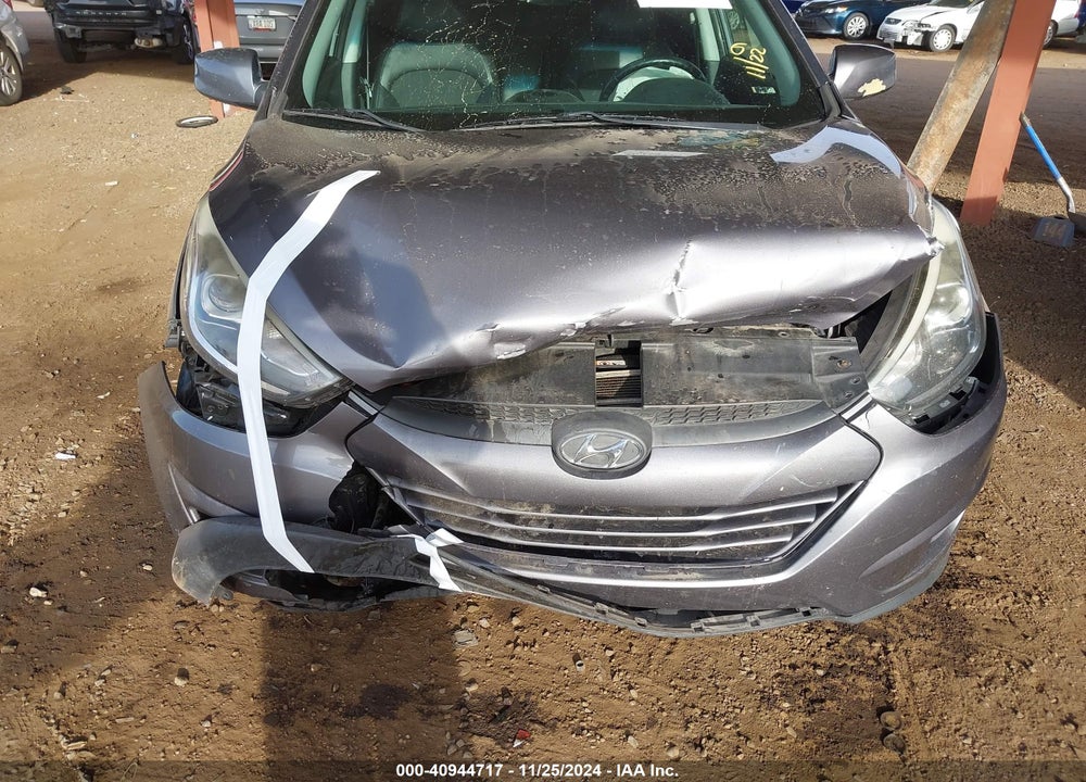 2015 HYUNDAI TUCSON SE VIN: KM8JU3AG2FU043029