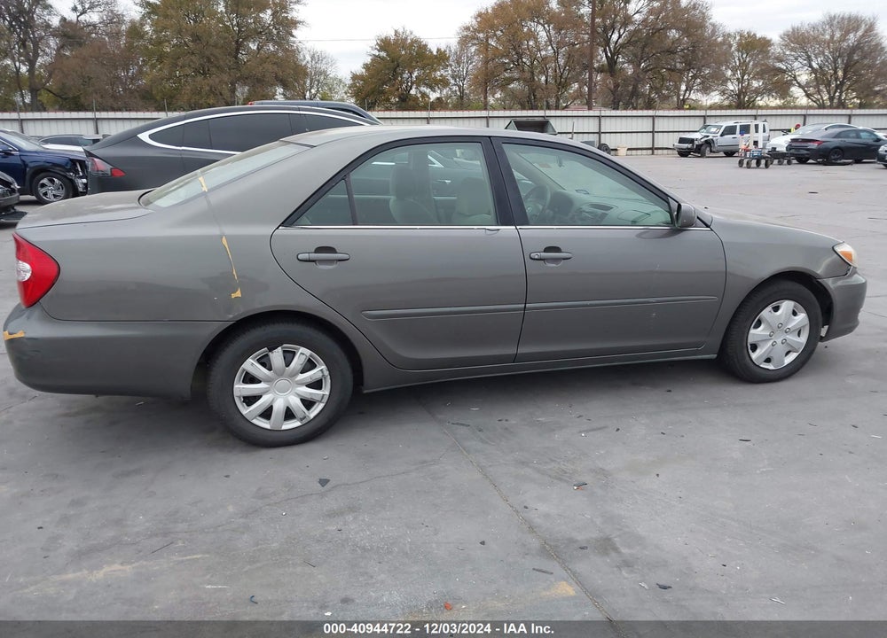 2004 TOYOTA CAMRY LE VIN: 4T1BE32K14U934771