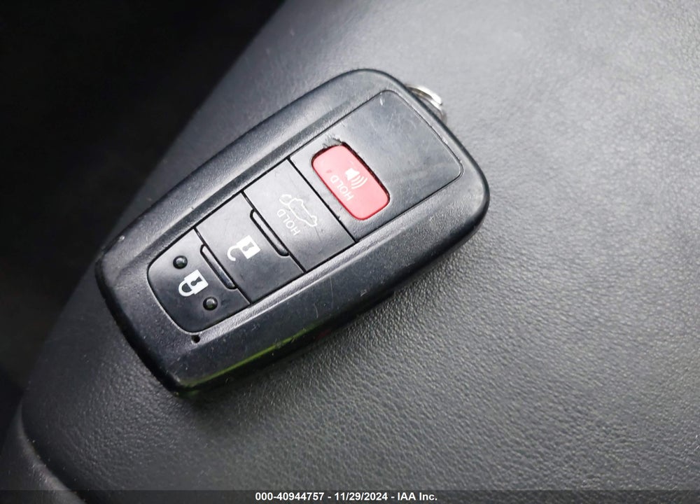 2021 TOYOTA RAV4 LIMITED VIN: JTMY1RFV0MD071334