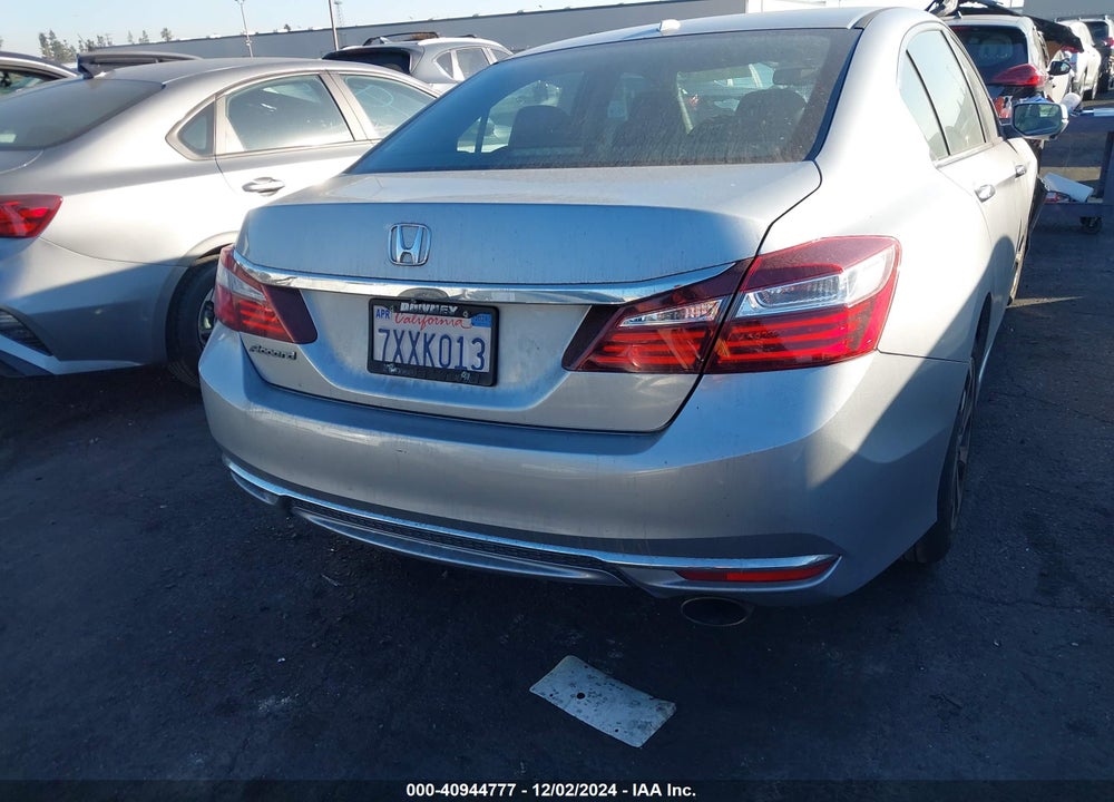 2017 HONDA ACCORD EX-L VIN: 1HGCR2F82HA130445