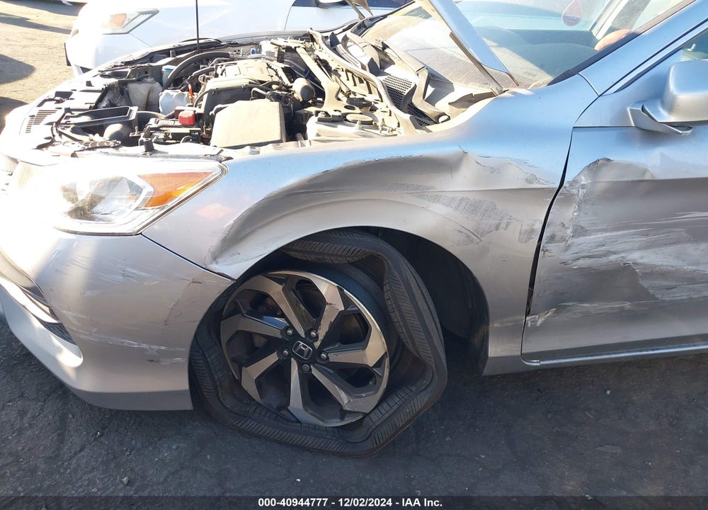 2017 HONDA ACCORD EX-L VIN: 1HGCR2F82HA130445