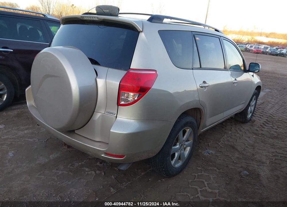 2007 TOYOTA RAV4 LIMITED V6 VIN: JTMBK31V576025501