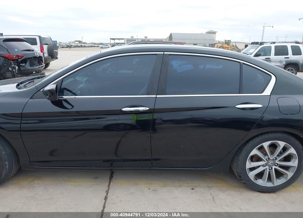2013 HONDA ACCORD SPORT VIN: 1HGCR2F57DA037937