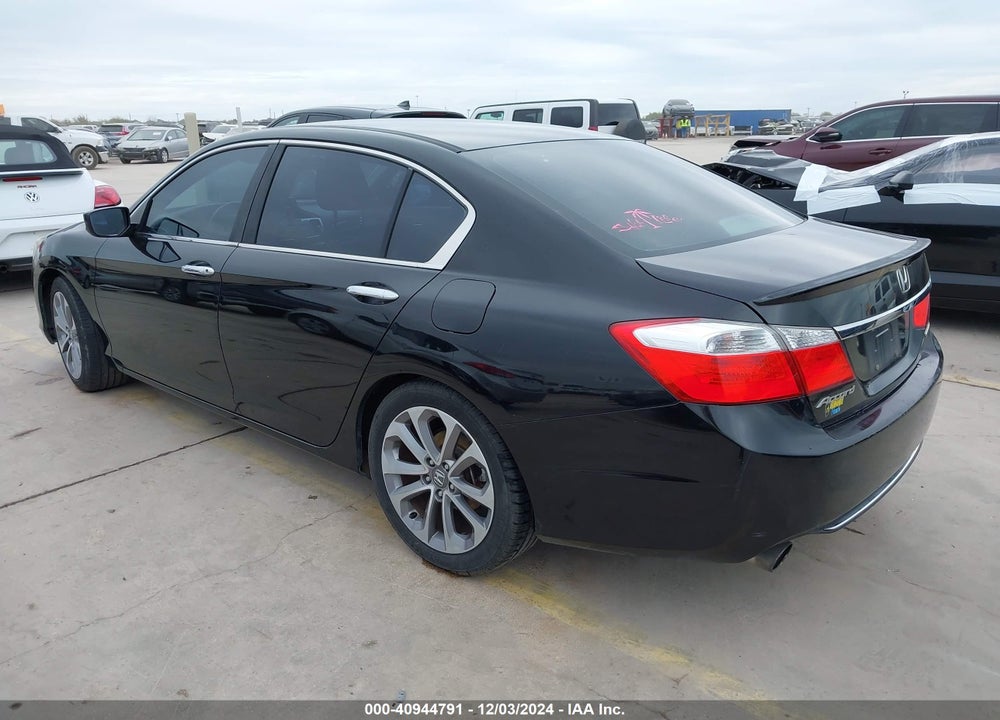 2013 HONDA ACCORD SPORT VIN: 1HGCR2F57DA037937