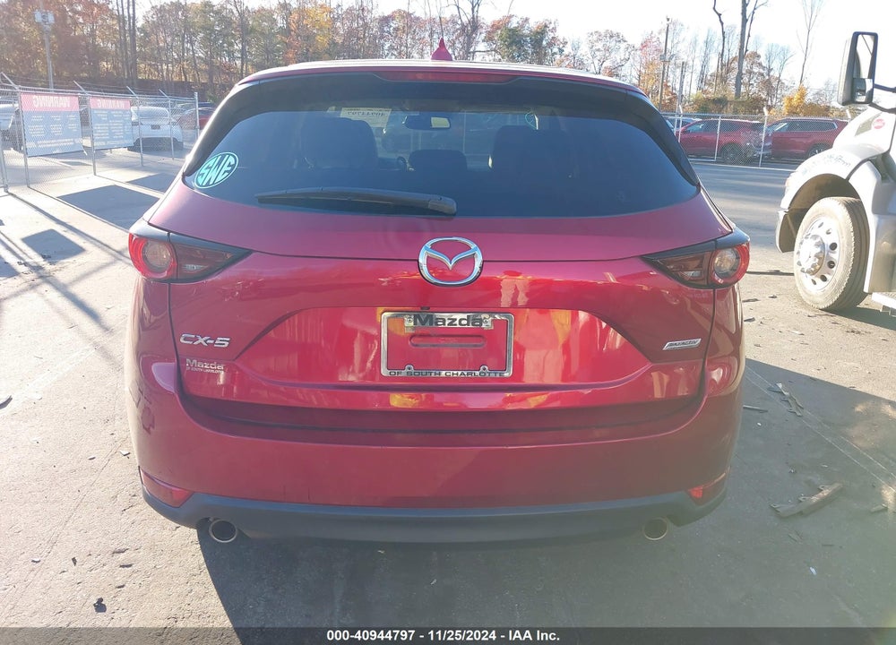 2018 MAZDA CX-5 TOURING VIN: JM3KFACM0J1403720