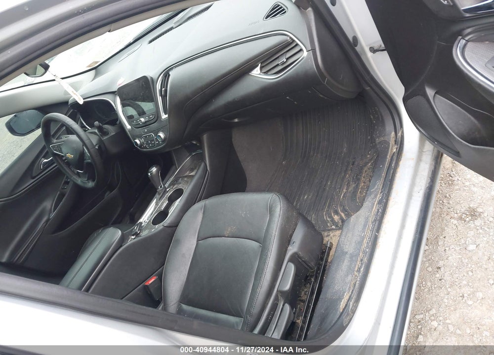 2019 CHEVROLET MALIBU LT VIN: 1G1ZD5ST1KF208154