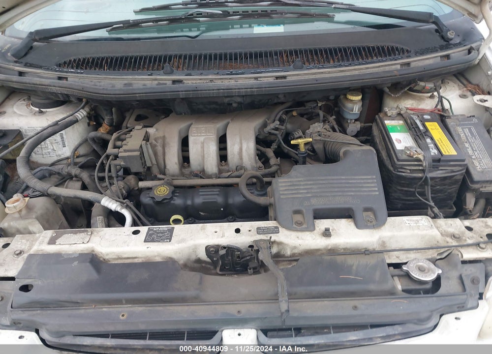 2000 DODGE CARAVAN VIN: 2B4GP25R8YR733330
