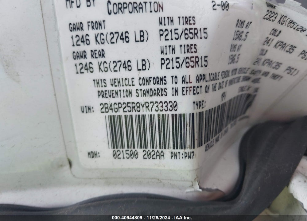 2000 DODGE CARAVAN VIN: 2B4GP25R8YR733330
