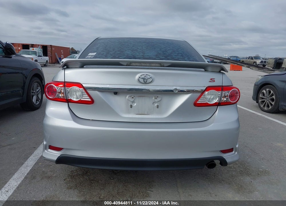 2013 TOYOTA COROLLA S VIN: 2T1BU4EE8DC001711
