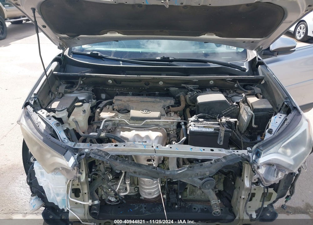2017 TOYOTA RAV4 XLE VIN: 2T3WFREV5HW337787